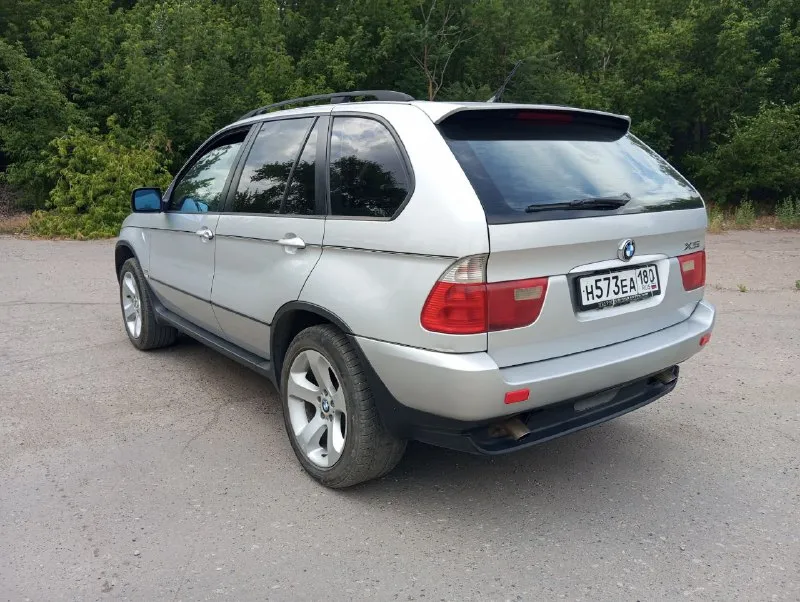 Енакиево. продам bmw x5 е53 рестайлинг 2006г. 3.0 м54 самый простой и надежный мотор. газ-бензин (зарегестрирован). родной пробег: 314т. авто в отличном состоянии, на свои года. не бит, в родном окрасе. авто местное не пригон! гаражного хранения! хозяйское! кузов хороший. расходники заменены: грм цепь, масла, фильтра. полная комплектация: abs, airbag, гур, эл/стекла-зеркала-подогрев, эл/сидения-подогревы, климат-контроль (рабочий), панорама люк, кож. салон и т. д. документы в порядке, местный 180 учет! ц: 850.000р. торг! енакиево. +79493652755. 📞 звоните: +7(949)3652755 - фотография - 4