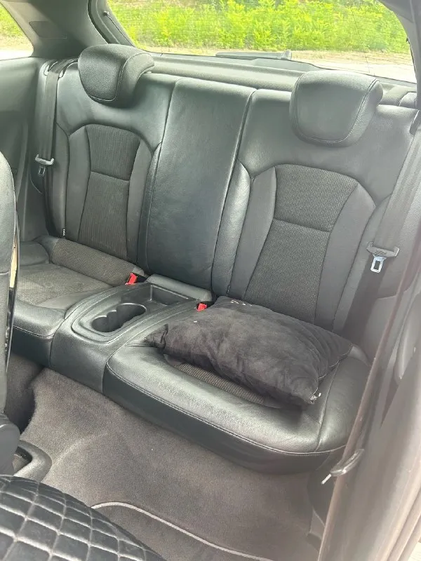 Продам audi a1 2011 год. маневренный и комфортный автомобиль, привлекает взгляд окружающих. хорошая комплектация, два комплекта резины - новые. пробег 180.000 км. по авто многое сделано ✔ вопросы по телефону + 7-949-311-68-98 даниил (telegram на этом же номере) цена : 950.000 руб. + торг 📞 звоните: +7(949)3116898 - фотография - 8