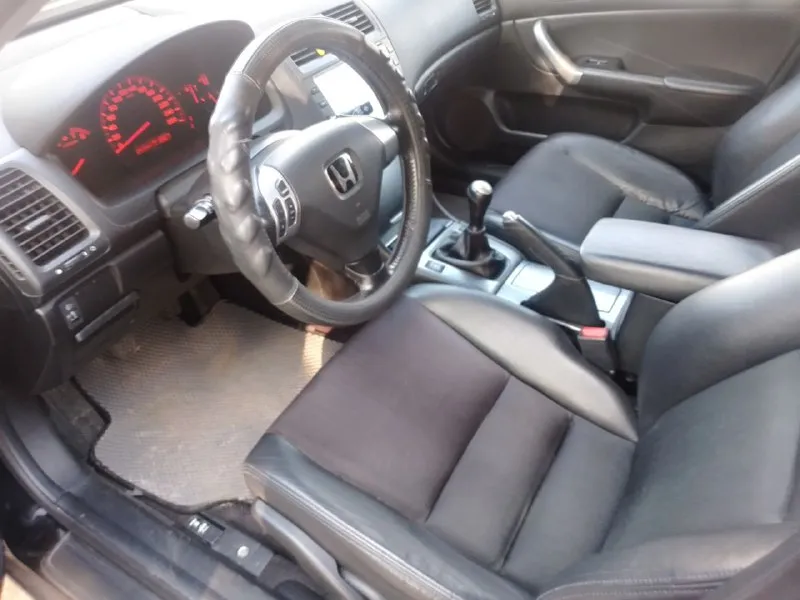 Honda аккорд 7. 2003г. бензин механика 2.0 155 л/с собственник не перекуп. машина в хорошем состояни... - фотография