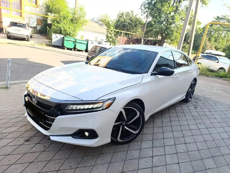 Продам 🔥🔥🔥 honda accord 2020г. 1.5л автомат пробег 70тыс. км 🔥2.2млн ₽ vin: 1hgcv1f39ma028533 тел. +... - фотография