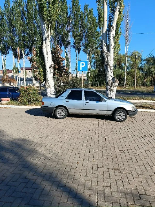 Продам ford сиерра 87 г. в на ходу газ/бензин в хорошем состоянии не гнилая косяки на фото учёт украина и днр авто находится в горловке цена 99 999₽ все вопросы по телефону +79494002566 ( связь плохая можно на тг) 📞 звоните: +7(949)4002566 - фотография - 3