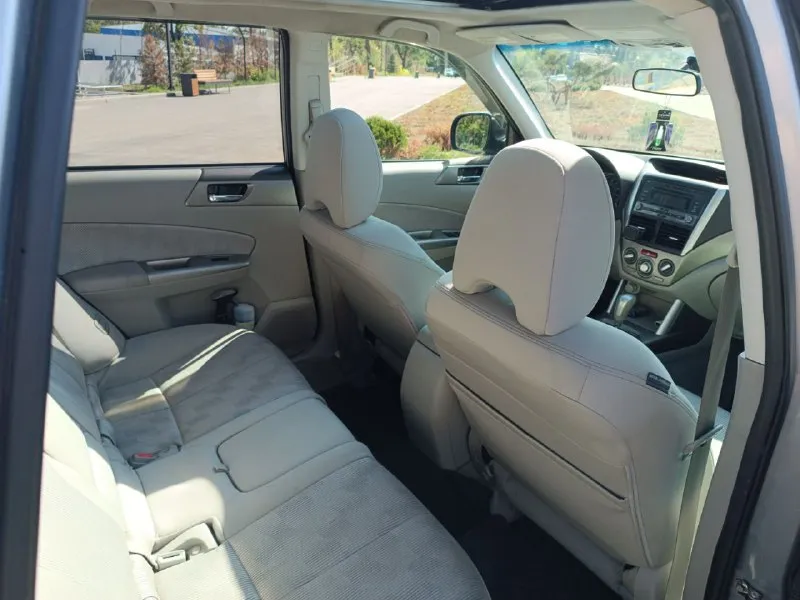 Продам личный авто subaru forester год: 2009г мотор: 2,5 at (171л. с) коробка автомат привод: полный пробег: 165м цена: 1,3 миллиона (торг уместен) продаю личный авто в отличном состоянии. по техническому состоянию всё отлично. двигатель обслужен, масло не ест, коробка переключает плавно, ходовка и привод в полном порядке. кондиционер работает отлично, печка работает, обогрев сидений и. д всё работает. установлена сигнализация с возможностью автозапуска. полный комплект: зимней, летней резины. продажа по финансовым причинам. детали по телефону либо в тг: +79493222619 - фотография - 10