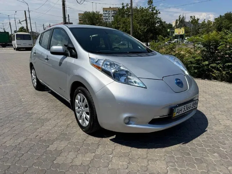 ✅марка: nissan лиф ✅цена:750000₽ ✅город:мариуполь ✅год выпуска:2013 ✅пробег:55500 км. ✅двигатель:эле... - фотография