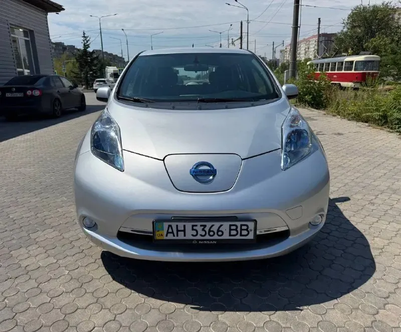 ✅марка: nissan лиф ✅цена:750000₽ ✅город:мариуполь ✅год выпуска:2013 ✅пробег:55500 км. ✅двигатель:электро ✅кпп:автомат ✅второй собственник ✅вин:1n4azocp3dc425600 ✅телефон:+79497125501 антон. ✅описание:продам хороший автомобиль в шикарном состоянии!вложений не требует. батарея в отличном состоянии! запас хода 130 км. 📞 звоните: +7(949)7125501 - фотография - 2
