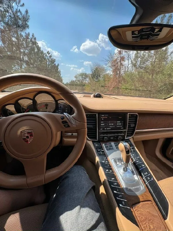 Porsche panamera 4s 2010 года выпуска с пробегом 188.000 мотор 4.8 по наcтoящему живая панамeрa. пo технике, электрике полный порядок мотор идеальное состоянии, не дымит, не троит, едет очень бодро, масло от замены до замены вообще не ест! любые проверки-без проблем ! акпп обслужена ходовая обслужена много очень функций рулится очень 👍 вид имеет очень привлекательный, взгляды собирает 😍 выхлоп великолепный просто🔥 салон на 4+ пневма обслужена, работает во всех режимах машина на 180 регионе осмотр город енакиево цена 2 миллиона 370 тысяч рублей номер +79493881905 📞 звоните: +7(949)3881905 - фотография - 8