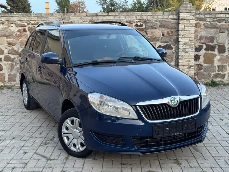 ✅ skoda fabia универсал ✅куплена новой в салон(не пригон!) ✅ 1.4 ✅бензин ✅год выпуска 2011 ✅пробег 198 тыс. км ✅гаражное хранение ✅авто без дтп! ✅без коррозии!!! комплектация ✅климат контроль ✅подушки безопасности ✅эл. регулеровка зеркал ✅бортовой компьютер ✅корректор фар ✅расход топлива трасса 5.5/ город 6.5 🔥в подарок новому владельцу ✅полный бак топлива ✅полное сопровождение в мрэо 🔥 донецк стоимость 675.000.₽🔥 (возможен обмен, на обмен дороже! или оценивайте ваши авто адекватно) тел. +7949-50-800-60 📲 tg: @favorite_lada_dpr 📞 звоните: +7(949)5080060 - фотография - 2