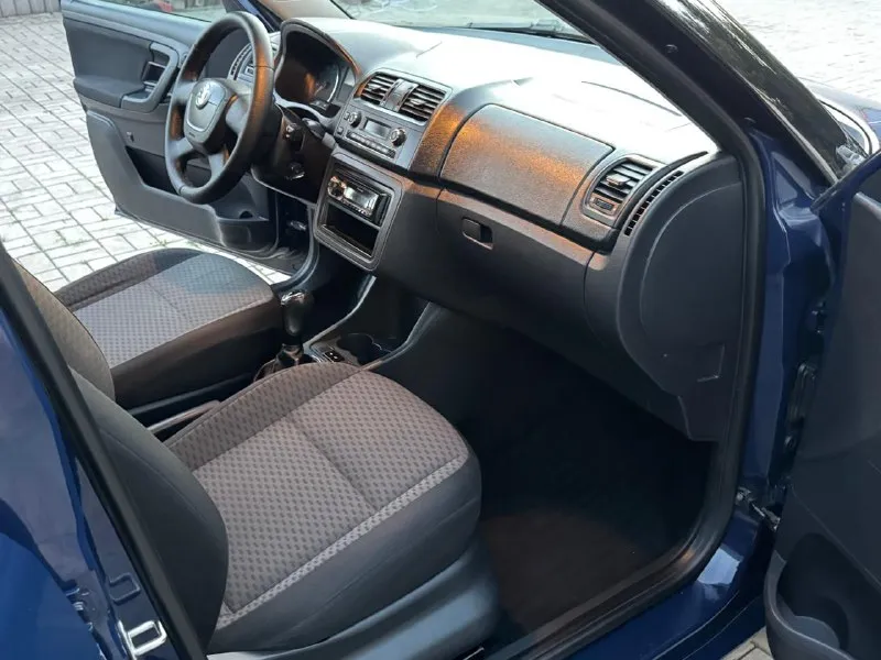 ✅ skoda fabia универсал ✅куплена новой в салон(не пригон!) ✅ 1.4 ✅бензин ✅год выпуска 2011 ✅пробег 198 тыс. км ✅гаражное хранение ✅авто без дтп! ✅без коррозии!!! комплектация ✅климат контроль ✅подушки безопасности ✅эл. регулеровка зеркал ✅бортовой компьютер ✅корректор фар ✅расход топлива трасса 5.5/ город 6.5 🔥в подарок новому владельцу ✅полный бак топлива ✅полное сопровождение в мрэо 🔥 донецк стоимость 675.000.₽🔥 (возможен обмен, на обмен дороже! или оценивайте ваши авто адекватно) тел. +7949-50-800-60 📲 tg: @favorite_lada_dpr 📞 звоните: +7(949)5080060 - фотография - 9