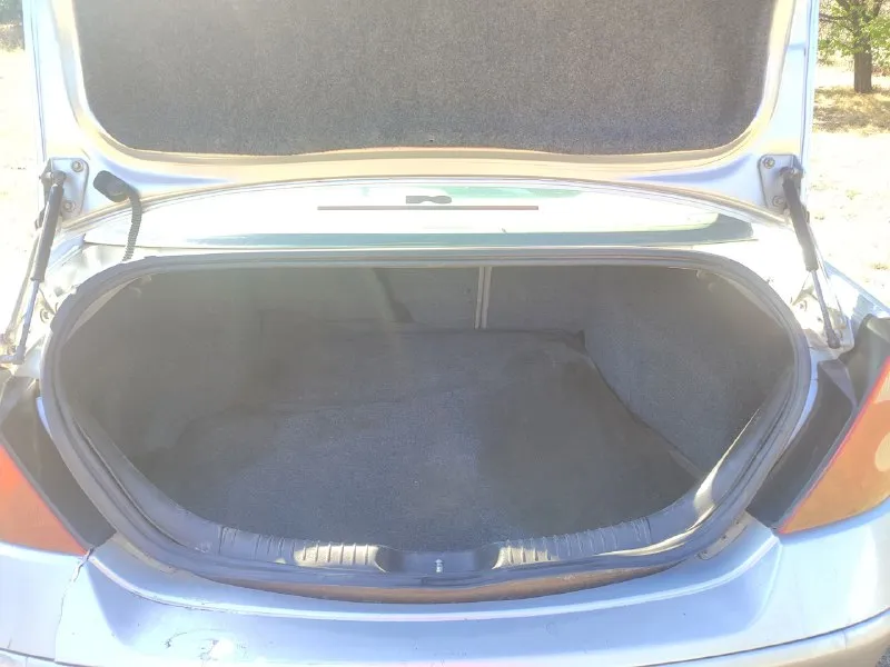 Продам 220 000 тысяч рублей, ford mondeo 3, мотор v6 2.5 170 л. с едет как положено, кпп механика 5 ступка, работает отлично, по ходовке тоже все хорошо, недавно менял передние рычаги, шаровые, стойки стабилизатора и т. д, новые тормозные блины, колодки, комплектация с климатом(нужно заправлять слабое давление) 4 стекло подъемника, электро регулировка зеркал, подогрев сидений, авто затемнение зеркало заднего вида, гидроусилитель руля, пороги страдают, в остальном полностью целый, внешний вид на фото есть моменты, продажа только с переоформлением, находится в нижней крынке, телефон для связи +79493959606 либо +79494108463 📞 звоните: +7(949)3959606 - фотография - 8