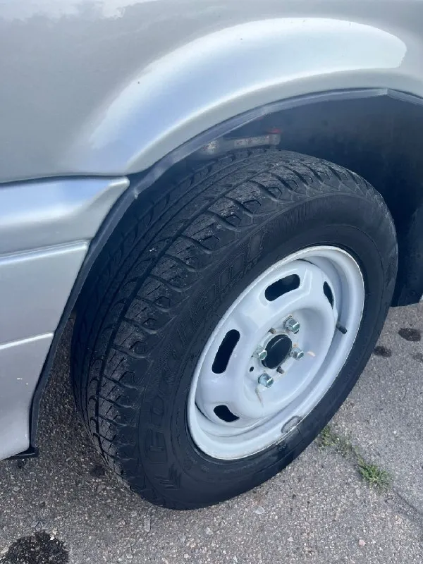 Автор: [ продам авто в отличном состоянии (в отличном значит в отличном), за идеальной в салон, а если ищете просто хорошую, то вам тоже не сюда. большая часть кузова в родном окрасе. авто без рыжиков и гнили вообще, промазана вся с новья, мы 2 хозяева. пробег родной 208 000, масла не ест, не дымит. техника на 5. ходовая вся новая, стойки ss20. резину с дисками покупал в прошлом году. акум новый. салон обшит, неплохая музыка. с документами полный порядок. осмотр в снежном. цена: 275 000. +7 (949) 391-97-22 или тг на номере +79889467696.. ❗❗❗наш телеграм канал [ бесплатное размещение за репост❗❗❗ 📞 звоните: +7(949)3919722 - фотография - 9