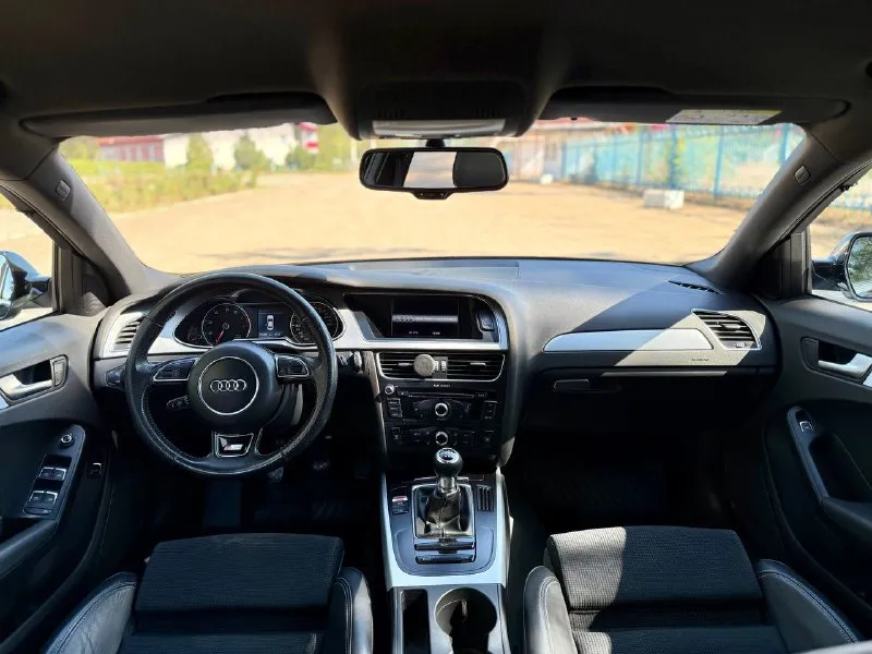 🇩🇪 audi a4 s-line 💰цена: 1 550 000р 🏢город: мариуполь 📅год выпуска: 2015 🧾пробег: 175 356 км. ⚙️двигатель: 1.8 tfsi ⛽топливо: бензин ⚙️кпп: механика 6 ст. 📞 телефон: +7-949-727-41-51 +7-949-551-91-52 +7-989-263-55-56 💾 описание: - фотография - 9