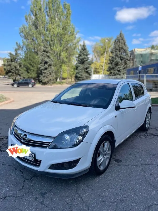 Opel astra h 2012 год выпуска. двигатель 1.6 16 клапанный кпп механика. пробег родной 119000 км я со... - фотография