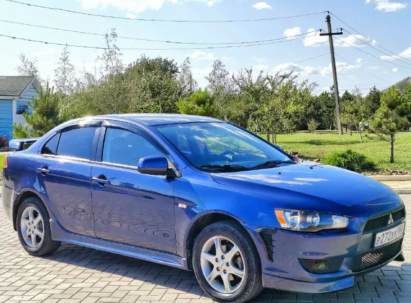 Mitsubishi lancer x 2008 года выпуска с пробегом 214 000 км предлагается к продаже. автомобиль оснащён надёжным атмосферным двигателем объёмом 1.8 литра, который работает ровно, без перебоев, не дымит и обеспечивает отличную тягу. коробка передач — вариатор, функционирует безупречно. в комплектации присутствуют климат-контроль, датчики света и дождя, а также мультимедийная система с навигацией. кузов автомобиля находится в отличном состоянии, без следов коррозии или повреждений, как видно на фотографиях. продажа осуществляется от собственника, желающие могут осмотреть автомобиль в городе донецке. ‎цена 825.000 руб. торг серьёзным покупателям. для связи используйте номер телефона: ‎ +79490454766.(miranda) +79498069344. (+7telekom) telegram +79915588803 ‎ - фотография - 4