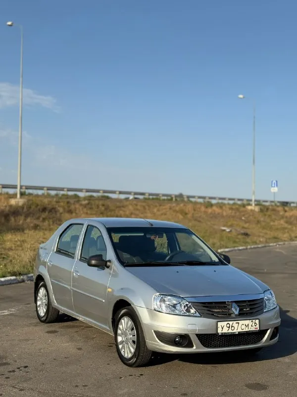 Продам renault logan (renault логан) 2011 года. 1.6 механика, кондиционер. пробег 191 000 км. 2 хозяина. автомобиль в хорошем состоянии, любые проверки за ваш счет. идеальный вариант для тех, кто ищет надёжный, экономичный и ухоженный автомобиль без скрытых проблем. город: макеевка цена: 480 000р ☎️+79493738622 📞 звоните: +7(949)3738622 - фотография - 3
