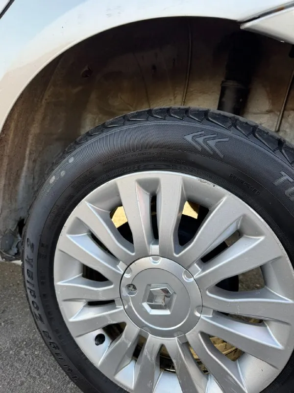 Продам renault logan (renault логан) 2011 года. 1.6 механика, кондиционер. пробег 191 000 км. 2 хозяина. автомобиль в хорошем состоянии, любые проверки за ваш счет. идеальный вариант для тех, кто ищет надёжный, экономичный и ухоженный автомобиль без скрытых проблем. город: макеевка цена: 480 000р ☎️+79493738622 📞 звоните: +7(949)3738622 - фотография - 6