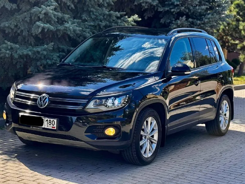 Продам volkswagen tiguan 2012 года 169 тыс пробега, объем двигателя 2л турбо, 170 л/с полноприводный.
Коробка автомат шестиступка
Автомобиль в отличном состоянии, не битый, не крашеный. Самая максимальная комплектация.
Я собственник автомобиля. Я комплекта ключей, сервисная книжка, все есть. Авто проходил недавно полный то
Цена - 1 380 000.
Телефон +79495099958 вячеслав. Тг, ватсапп на этом же номере. - фотография - 1