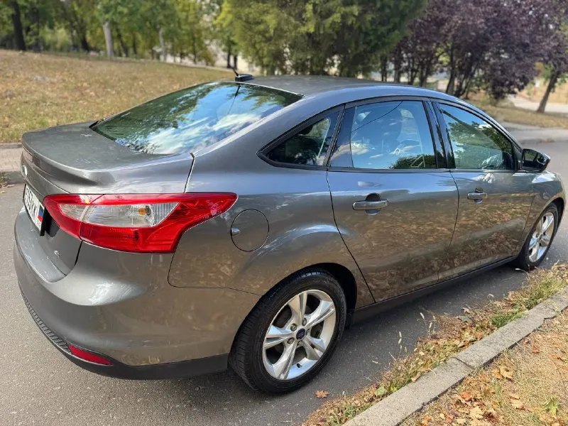 Ford focus 2014 2.0 автомат машина местная, обслужена, пробег 127 т км родной, климат, хорошая резина, делать ничего не нужно. донецк, переоформление в мрэо цена 810 т рублей, торг +79493145500 - фотография - 4