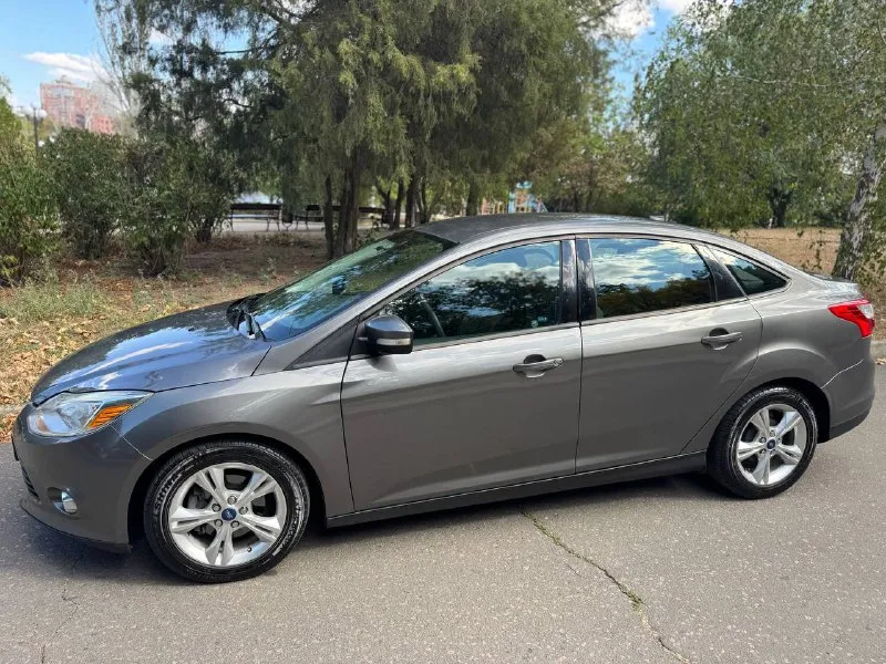 Ford focus 2014 2.0 автомат машина местная, обслужена, пробег 127 т км родной, климат, хорошая резина, делать ничего не нужно. донецк, переоформление в мрэо цена 810 т рублей, торг +79493145500 - фотография - 6