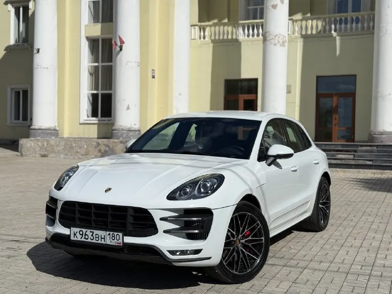 ‼️ первая цена по всей рф🇷🇺 ‼️ 💰 1,800,000 руб 💰 porsche macan turbo 3,6 л ( 399 л. с ) бензин. технически без вложений, всё функционирует, реальный пробег - 92,700 км. масла и фильтра заменены. пневма работает в любом режиме. ошибок по системам нет. ходовая обслужена. куплены новые диски с новой летней резиной. установлен новый капот, были не глобальные повреждения, фото сохранил, предоставлю. есть запрет, в данный момент решается, был наложен на предыдущего хозяина ошибочно, документы все на руках, птс, стс. торг будет! г. макеевка тел : +79490776585 📞 звоните: +7(949)0776585 - фотография - 2