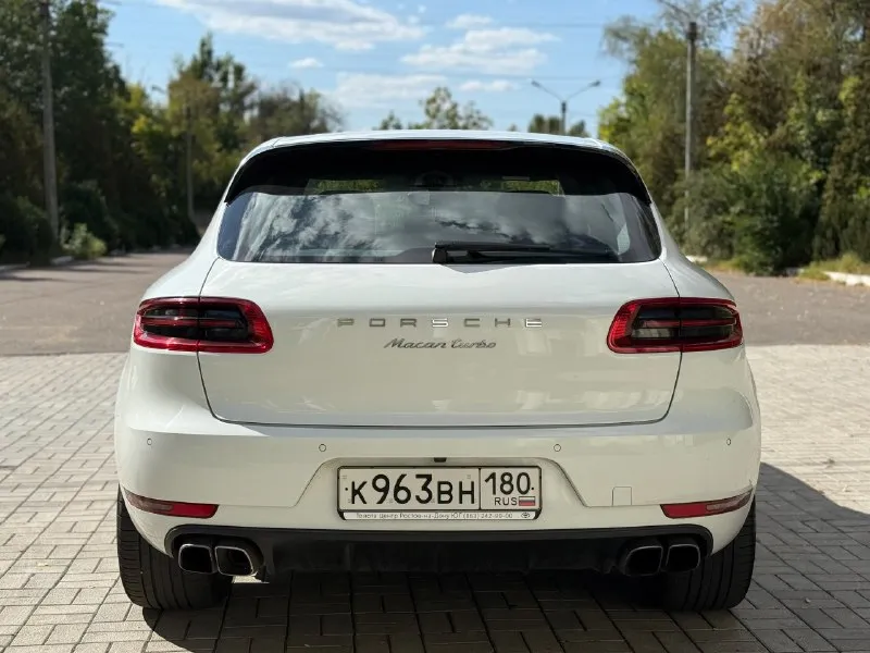 ‼️ первая цена по всей рф🇷🇺 ‼️ 💰 1,800,000 руб 💰 porsche macan turbo 3,6 л ( 399 л. с ) бензин. технически без вложений, всё функционирует, реальный пробег - 92,700 км. масла и фильтра заменены. пневма работает в любом режиме. ошибок по системам нет. ходовая обслужена. куплены новые диски с новой летней резиной. установлен новый капот, были не глобальные повреждения, фото сохранил, предоставлю. есть запрет, в данный момент решается, был наложен на предыдущего хозяина ошибочно, документы все на руках, птс, стс. торг будет! г. макеевка тел : +79490776585 📞 звоните: +7(949)0776585 - фотография - 8