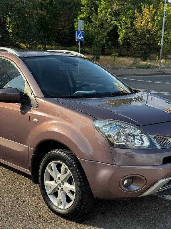Renault koleos 2009 года,2.5 обьем двигателя, автомат коробка передач(новая, на гарантии )пробег родной 120.000км доброго времени суток! продаю свой автомобиль renault koleos. авто в хорошем состоянии! - полностью в заводском окрасе. - cvt вариатор, менее года назад прошел полную ревизию, сумма по чекам 250 000+, также он еще на гарантии. - работает ровно, никаких посторонних звуков. хорошая динамика для данного объема, нет проблем с обгоном по трассе. - салон в достойном состоянии. - полный привод работает штатно, люфта нет, посторонних звуков нет, запотеваний нет. также есть блокировка и возможность полностью перевести авто в 2wd. - большой и вместительный багажник с возможностью быстрой трансформации в ровный пол, очень удобно. - дорожный просвет 206 мм, свесы и углы вьезда скошены, что дает возможность проезжать почти везде, это один из самых проходимых авто в своем классе. цена:800.000 торг номер:79494155489 📞 звоните: +7(949)4155489 - фотография - 7