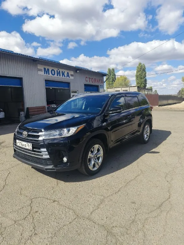 Toyota хайлендер 3 поколения 2017 год, 3,5 литра постоянный полный привод в машине все работает, вложений не требует любые проверки цена 3,200 +79595116466 📞 звоните: +7(959)5116466 - фотография - 2