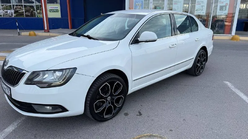 Продам шкода суперб 2014г рест. 1.8 ат. автомобиль в хорошем состоянии юридически чистый без штрафов... - фотография