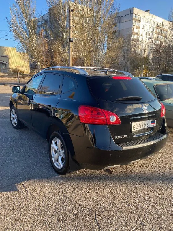 Nissan rogue 2008 г. пробег 180 тыс км. -цена 779тыс. р.продаю по нижней цене рынка. покупал в автосалоне. единственный владелец. обьем 2.5.не газу евро4.салон кожа. полный привод автомат. климат. круиз. подогрев. компьютер-все есть. ходовая коробка двигатель-в порядке. ржавчины нет-оцинковка. есть царапины по кузову.2 учета-днр и украина. продаю так как езжу на другой. а эта 2года практически стоит в гараже. машина в порядке-сел и поехал. телефон: +79494761535 📞 звоните: +7(949)4761535 - фотография - 7
