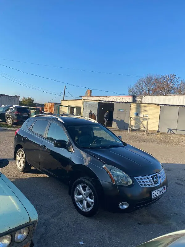 Nissan rogue 2008 г. пробег 180 тыс км. -цена 779тыс. р.продаю по нижней цене рынка. покупал в автосалоне. единственный владелец. обьем 2.5.не газу евро4.салон кожа. полный привод автомат. климат. круиз. подогрев. компьютер-все есть. ходовая коробка двигатель-в порядке. ржавчины нет-оцинковка. есть царапины по кузову.2 учета-днр и украина. продаю так как езжу на другой. а эта 2года практически стоит в гараже. машина в порядке-сел и поехал. телефон: +79494761535 📞 звоните: +7(949)4761535 - фотография - 9