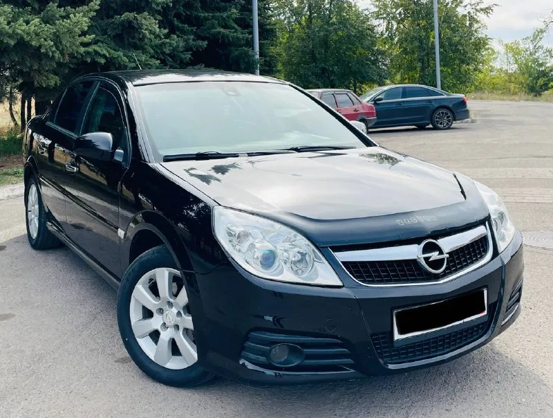 Продаю авто в идеальном состоянии супер красивый удобный комфортный экономный opel vectra c * restaling * elegance *** в эксплуатации с 2008 года пробег 155 двигатель 1.8 ecotec лучший в линейки опель хорошая комплектация редкая есть все ! климат контроль круиз контроль подогревы датчики света дождя авто затемнение зеркало кожаный комбинированные салон ухоженный и много чего есть для комфортного вождения ! документы в порядке любой вид оформления. цена за достойный автомобиль 625:000 тыс ₽ реальному быстрому покупателю торг у капота кто действительно заинтересован приобрести авто в очень хорошем состоянии без вложений звоните приезжайте покупайте город донецк всяким умникам диваным экспертам мимо 🆘 все вопросы по телефону +79493969852 📲 - фотография - 2