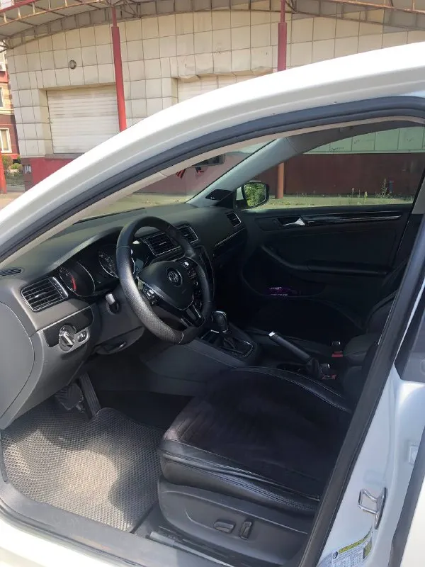 Продам свою jetta 6 sel 2014. Пробег 200.000 км.   Автомобиль в хорошем состоянии. Техника работает без нареканий. То проходил своевременно.
Салон в отличном состоянии.
2 Комплекта резины
На все вопросы отвечу в лс!
1.400000 Р.
Продаю по причине покупки нового авто.
Авто уже на 180 регионе
+79493215821 - фотография - 6