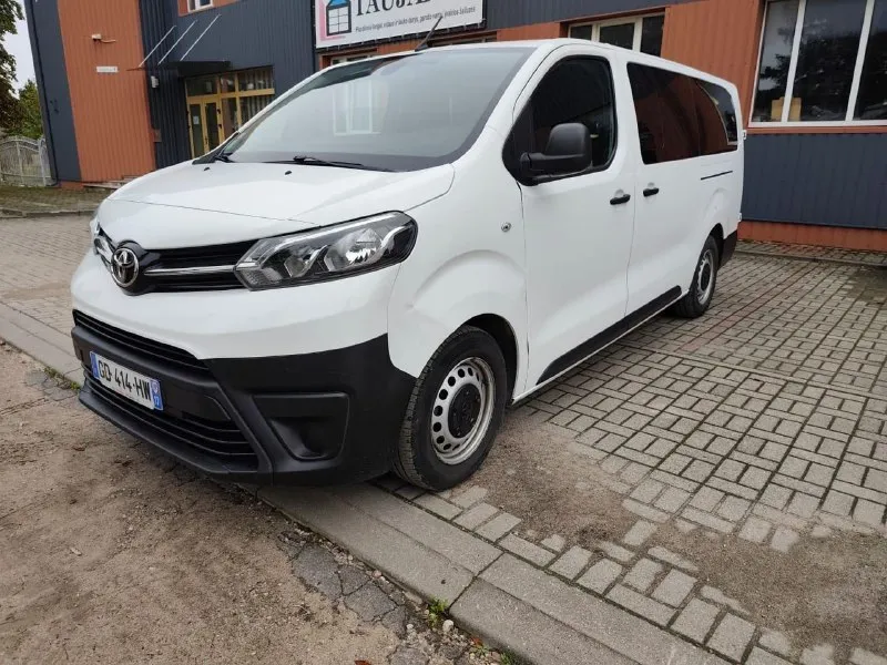 Toyota 2021г. 1.5диз. механика 6-и ступ. , 220 000км. авто только приехало с франции. 9 мест чистый пасажир. вы будете 1-хозянт. очень экономичный, без рыжиков и чижиков 2 100 000 ₽ +79493720010 - фотография - 3