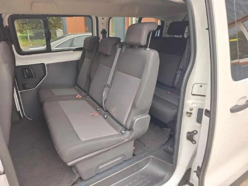 Toyota 2021г. 1.5диз. механика 6-и ступ. , 220 000км. авто только приехало с франции. 9 мест чистый пасажир. вы будете 1-хозянт. очень экономичный, без рыжиков и чижиков 2 100 000 ₽ +79493720010 - фотография - 5