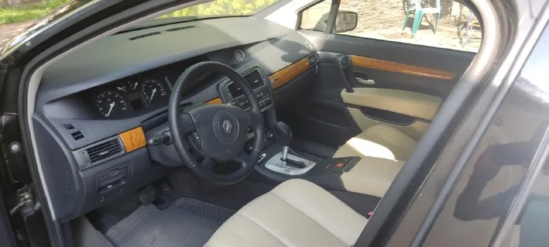 Renault vel satis год: 2003 двигатель: 3,5 л, бензин, 249 л. с. коробка: автомат, aisin пробег 200 000 км. цена: 1 млн. рублей + торг +7 949 712 41 84 - фотография - 6