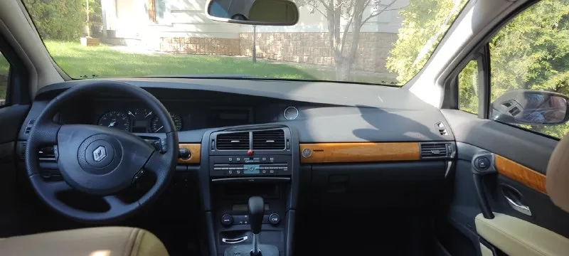 Renault vel satis год: 2003 двигатель: 3,5 л, бензин, 249 л. с. коробка: автомат, aisin пробег 200 000 км. цена: 1 млн. рублей + торг +7 949 712 41 84 - фотография - 7