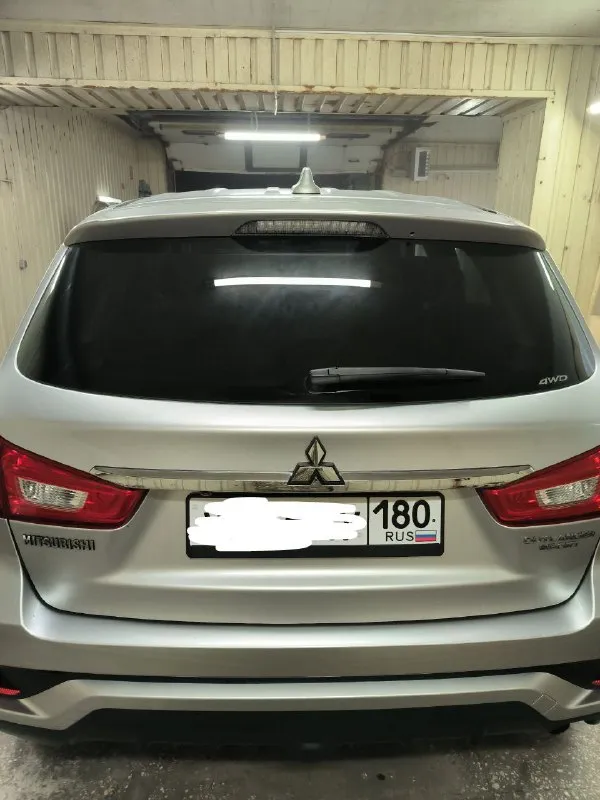 Продам mitsubishi outlander sport 2018 г. в. двигатель 2.0 (150 л. с.) пробег - 75 000 миль (120 000 км) вариатор, полный привод цена - 1 600 000 тысяч рублей телефон - +7 949 340-58-40 (вячеслав) г. донецк - фотография - 2