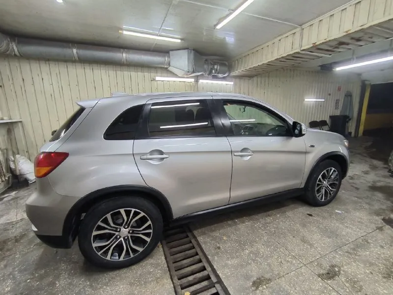 Продам mitsubishi outlander sport 2018 г. в. двигатель 2.0 (150 л. с.) пробег - 75 000 миль (120 000 км) вариатор, полный привод цена - 1 600 000 тысяч рублей телефон - +7 949 340-58-40 (вячеслав) г. донецк - фотография - 4