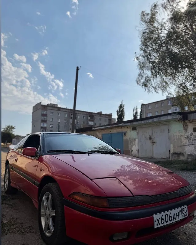 В прoдаже лeгендa японского aвтопpомa mitsubishi eclipsе 🐲 ( 2.0 мкпп ) (4g63) год : 1992. машина в отличном техническом состоянии, очень много чего поменяно, а именно : стоит контрактный двигатель с пробегом 50.000 км, поставили пару дней назад. новая в круг ходовая kayaba, новое сцепление, генератор, стартер, свечи, абсолютно заменены все жидкости, масла, фильтра. поставили мозги январь 7.2 ( а также прошили ) машина едет очень бодро🏎️ сделан выхлоп попкорн, есть отстрелы. печка, кондиционер, каждая кнопочка, все работает. черный потолок. стоит дорогой свет ( ближний, дальний, а также в туманках ) есть зимний режим фар. доработана музыка, стоит самбуфер ( звучит приятно ). самопристёгивающиеся ремни. практически новая летняя резина. по кузову, не гнилая. все делалось для себя, в машину денег не жалели. любые проверки приветствуется за ваш счет 🤝 документы в порядке, любое переоформление ✅ для более детальной информации, звонить по номеру : +79496072294 ( если недоступен, телеграмм, ватсапп по этому номеру ). цена : 550.000 рублей. номера в 🎁 - фотография - 7