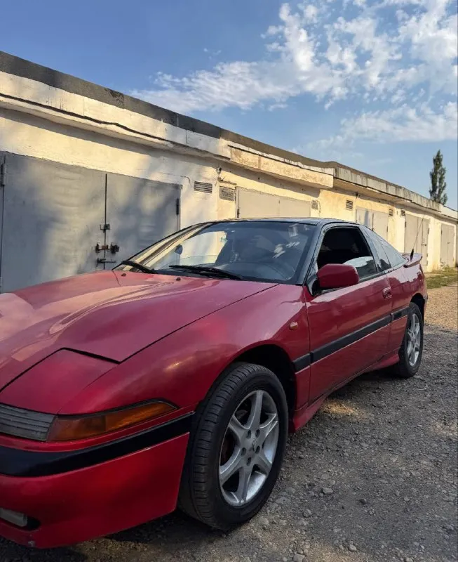 В прoдаже лeгендa японского aвтопpомa mitsubishi eclipsе 🐲 ( 2.0 мкпп ) (4g63) год : 1992. машина в отличном техническом состоянии, очень много чего поменяно, а именно : стоит контрактный двигатель с пробегом 50.000 км, поставили пару дней назад. новая в круг ходовая kayaba, новое сцепление, генератор, стартер, свечи, абсолютно заменены все жидкости, масла, фильтра. поставили мозги январь 7.2 ( а также прошили ) машина едет очень бодро🏎️ сделан выхлоп попкорн, есть отстрелы. печка, кондиционер, каждая кнопочка, все работает. черный потолок. стоит дорогой свет ( ближний, дальний, а также в туманках ) есть зимний режим фар. доработана музыка, стоит самбуфер ( звучит приятно ). самопристёгивающиеся ремни. практически новая летняя резина. по кузову, не гнилая. все делалось для себя, в машину денег не жалели. любые проверки приветствуется за ваш счет 🤝 документы в порядке, любое переоформление ✅ для более детальной информации, звонить по номеру : +79496072294 ( если недоступен, телеграмм, ватсапп по этому номеру ). цена : 550.000 рублей. номера в 🎁 - фотография - 8