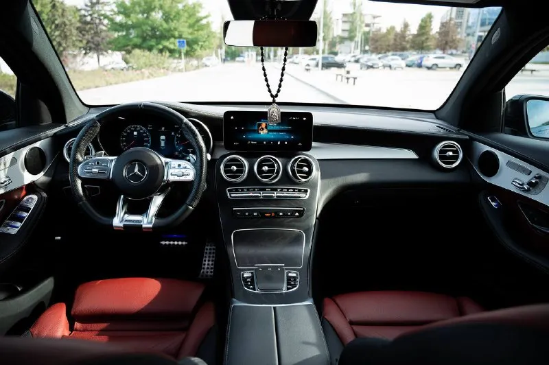 🚘 продаётся mercedes-benz glc coupe 43 amg 📍 донецк год: 2022 цвет: серый комплектация: amg пробег: 31 000 км цена: 5 800 000 автомобиль в идеальном техническом состоянии. 3 литра biturbo, 390 л. с. адаптивная подвеска, люк, датчики слепых зон, камеры 360 и т. д. 📲 по всем вопросам — телефон/telegram +79493856568 - фотография - 6