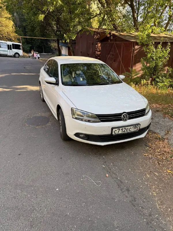 В продаже автомобиль в отличном состоянии как и техника так и кузов, салон нового автомобиля, во вло... - фотография