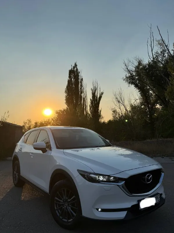 Mazda cx-5 2020 год выпуска, машина официальная, покупалась в офф дилере, не пригнанная, европа сборка, полная комплектация, состояние отличное, вложений никаких не требует, для более подробной информации звонить по номеру - +79495180296 - цена 2.550 или обмен - фотография - 2
