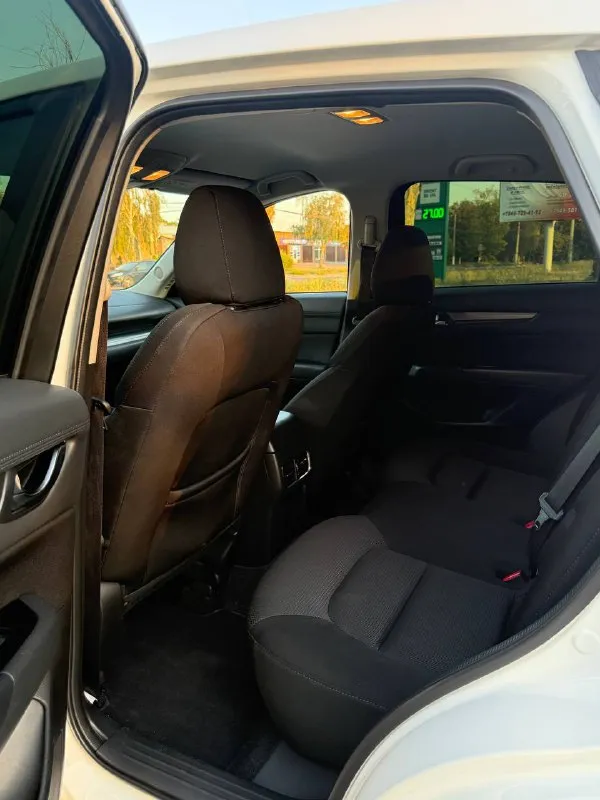 Mazda cx-5 2020 год выпуска, машина официальная, покупалась в офф дилере, не пригнанная, европа сборка, полная комплектация, состояние отличное, вложений никаких не требует, для более подробной информации звонить по номеру - +79495180296 - цена 2.550 или обмен - фотография - 9