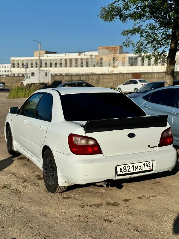 Продам subaru impreza 2005 г. двигатель 1.5 л атмо. 100 л. с. правый руль, передний привод, коробка автомат. родной пробег 186000 км. автомобиль в хорошем состоянии. чистый ухоженный салон. комплектация: 4 эл. стеклоподъемника, электро-регулировка зеркал, подогрев заднего стекла. стоит очень хороший ближний свет( линзы bi-led) и хороший дальний отдам с зимней резиной(шипы) лету 1 сезон, зиме тоже 1 сезон цена 600к номер телефона: 89526058899 донецк - фотография - 2