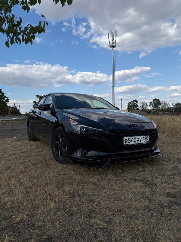 Продам hyundai elantra cn7 ко нец 2020 ( по вин 2021) комплектация se (пред максимальная) -пробег 52 тыс км -2.0 литра -подогрев сидений -автозапуск -16 диски -apple carplay и android auto -камера заднего вида -мониторинг давления в шинах -drive mod 3 режима езды -климат контроль 2-зонный - адаптивный круиз контроль -экстренное торможение -удержание в полосе -электро-ручник -кнопка start/stop -бесключевой доступ полное переоформление. вин 5npls4ag3mh003803. амвросиевки. цена 2 млн 150тыс +7 (952) 586-46-49 📞 звоните: +7(952)5864649 - фотография - 3