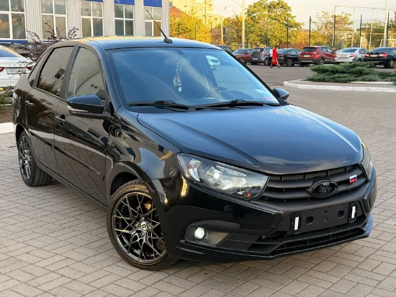 Пpодам ваз granta 2020г с родным пробегом 125.000км. из дополнительного установлено: контурная подсв... - фотография