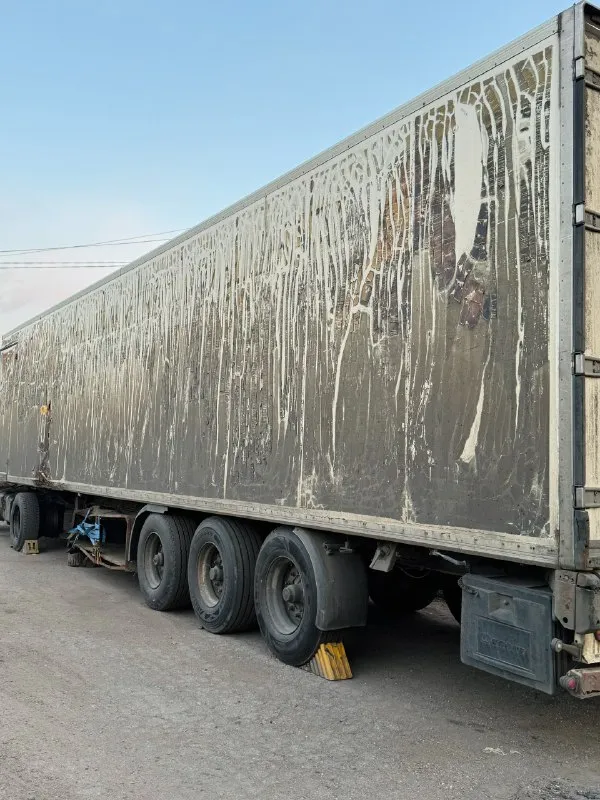 Продам renault магнум❗️целым или под разборку❗️ документы все в порядке, владелец ❗️ по всем вопросам звонить по номеру телефона: +7 (949) 314-40-51 📞 звоните: +7(949)3144051 - фотография - 3