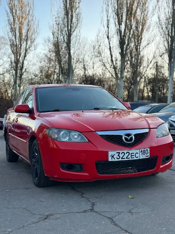 Продам мазда 3, 2007 г. , 1.6 бензин на автомате. пробег 210 тыс. , подтвержденный. по технике все хорошо, мотор тянет бодро, коробка переключает мягко. по кузову есть жизненные моменты, внутри все работает - климат, эл. стеклоподъмники, подогревы сидений. хорошая летняя резина, новый аккумулятор. по документам чистая, переоформление в мрэо без проблем. цена 490.000 руб, торг возле капота. посмотреть можно в центре донецка +79494522484 - фотография - 4