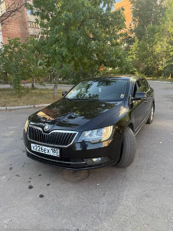 Продаю skoda super b рестайлинг 2013 год выпуска двигатель 1.8 бензин пробег 180000 все работает осм... - фотография