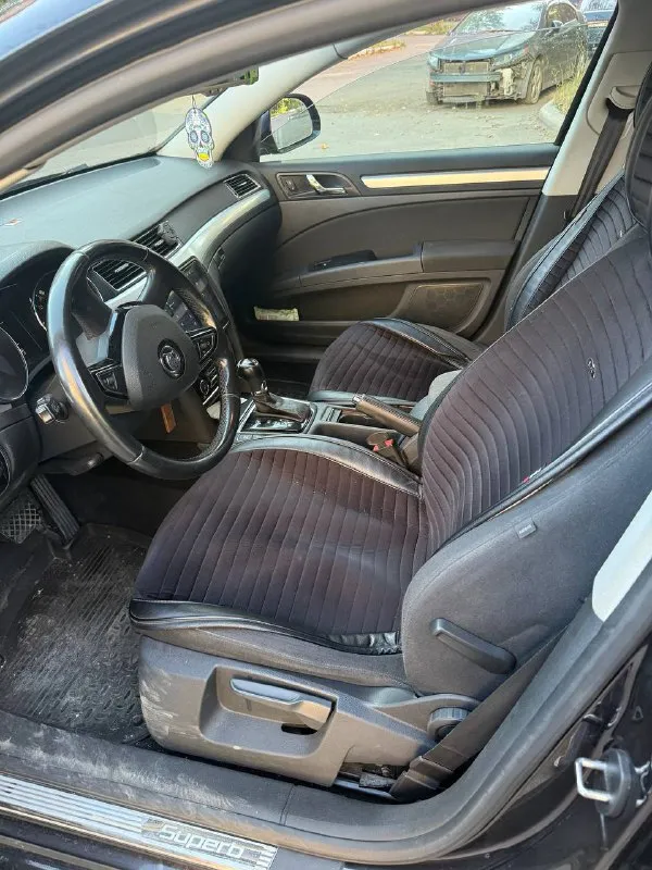 Продаю skoda super b рестайлинг 2013 год выпуска двигатель 1.8 бензин пробег 180000 все работает осмотр донецк, макеевка, торез цена 1300000₽ возможен хороший торг +79493151244 📲 tg: игорек кондратюк 📞 звоните: +7(949)3151244 - фотография - 4