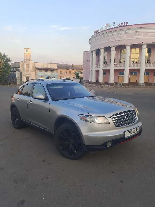 Продам infiniti fx35. 2003 год. машина в отличном состоянии, во владении почти 3 года. своевременное обслуживание в профильном сервисе, денег не жалели. обслуживание на оригинальных комплектующих, установлены новые тормозные диски и колодки brembo в круг. установлена новая рулевая рейка и радиатор, перебранная ходовая часть. масло менялось каждые 5 тысяч км, заливалось motul 8100 power. установлен газ пропан. стоят дорогие диски r20 и комплект новой летней резины. автомобиль полностью обслужен, абсолютно никаких вложений не требует. 989.000₽ +79591100215 📞 звоните: +7(959)1100215 - фотография - 3
